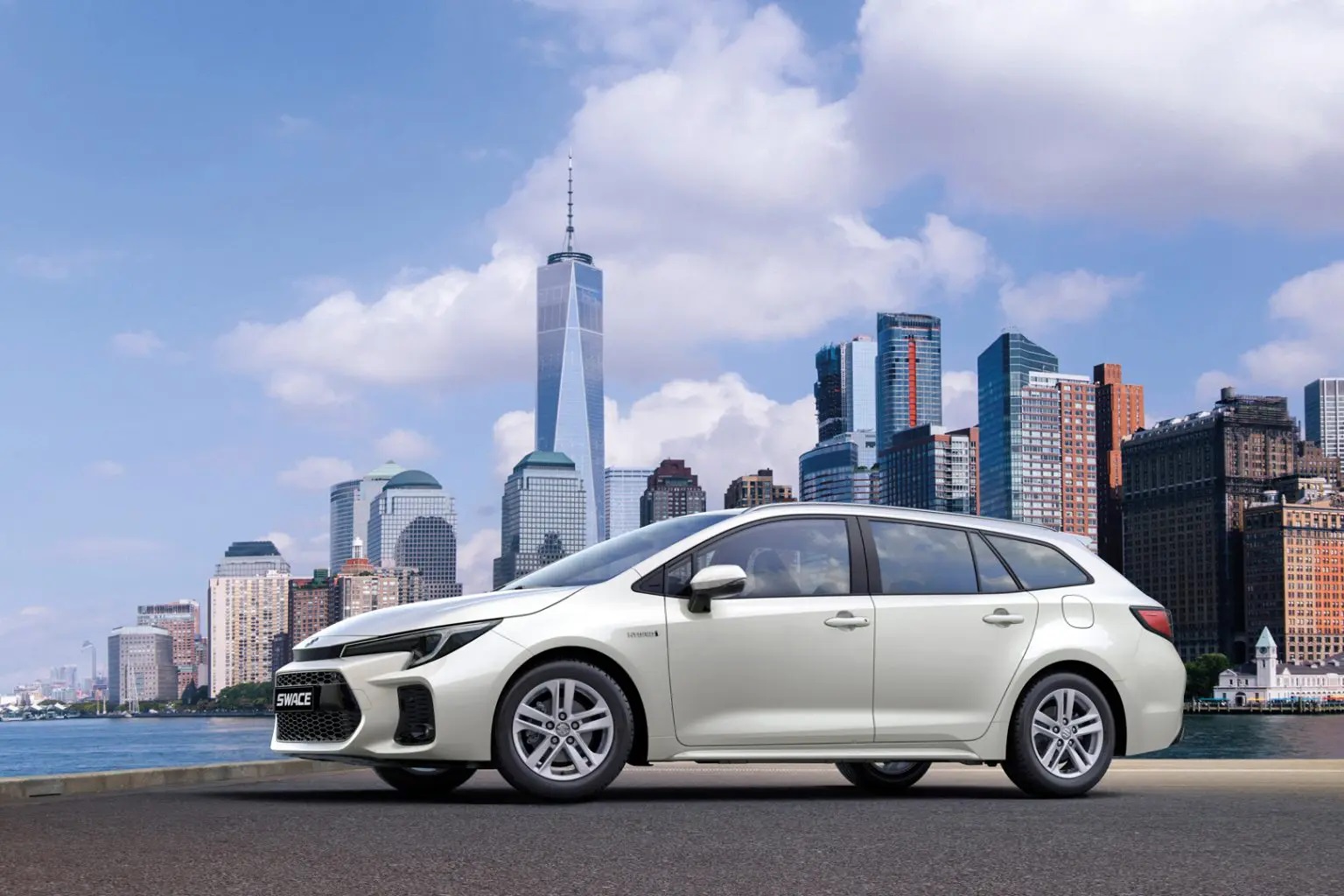 Suzuki Swace: renovación total para la copia del Toyota Corolla